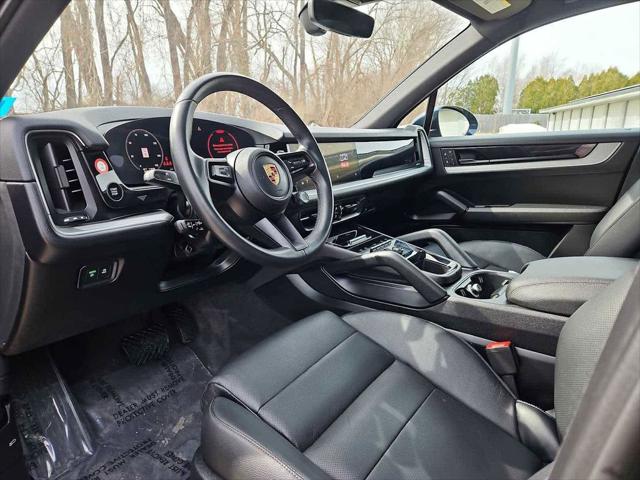 2024 Porsche Cayenne Unknown