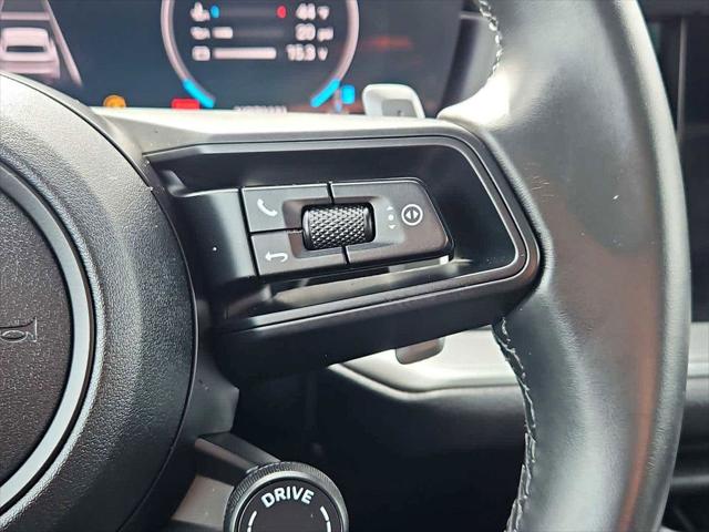 2024 Porsche Cayenne Unknown