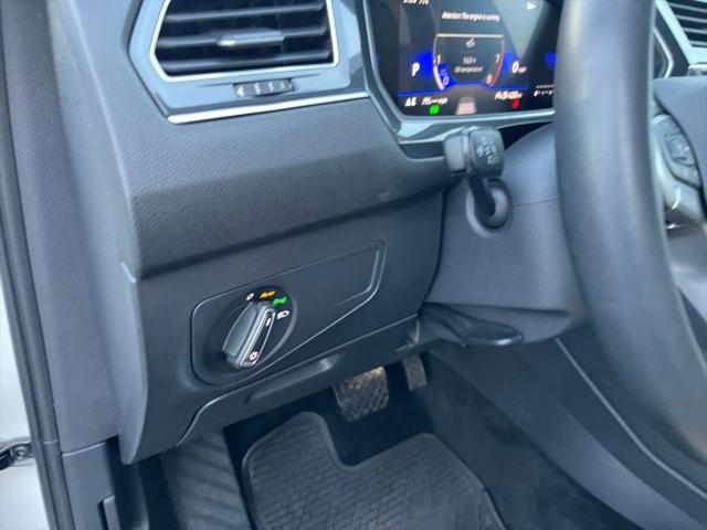 2024 Volkswagen Tiguan 2.0T SE