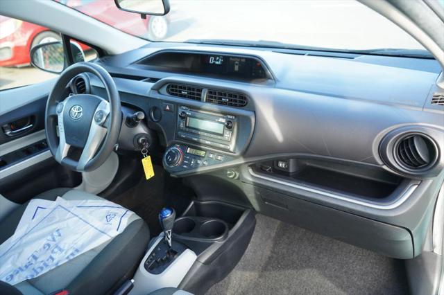 2014 Toyota Prius c Two