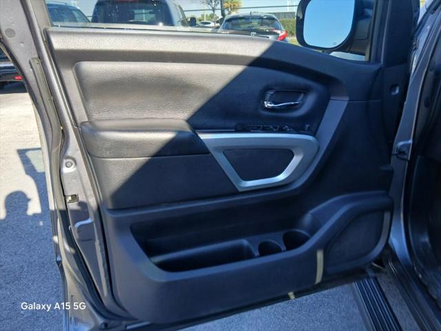2018 Nissan Titan SV