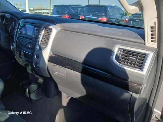 2018 Nissan Titan SV
