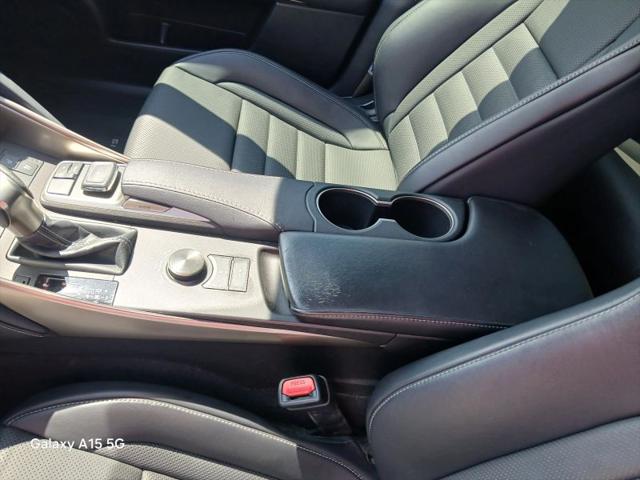 2018 Lexus IS 300 300