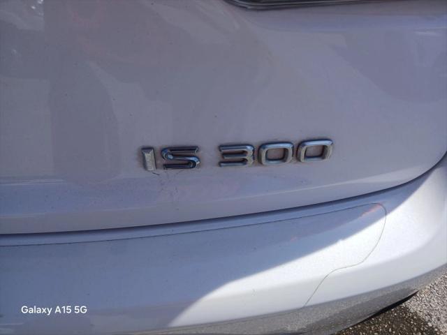 2018 Lexus IS 300 300
