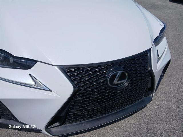 2018 Lexus IS 300 300