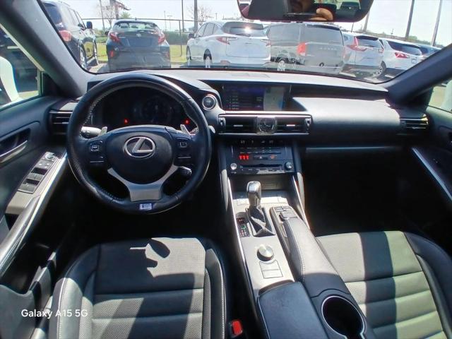 2018 Lexus IS 300 300