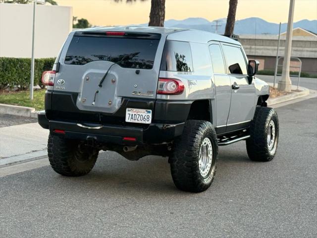 2013 Toyota FJ Cruiser Base