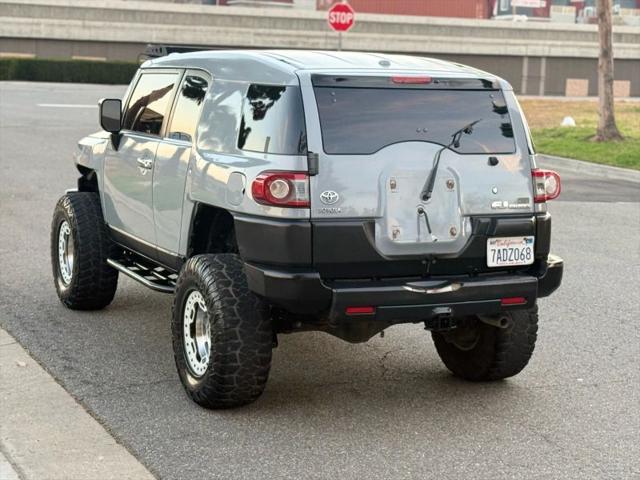 2013 Toyota FJ Cruiser Base
