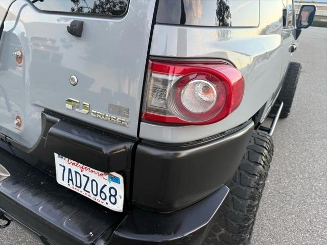 2013 Toyota FJ Cruiser Base