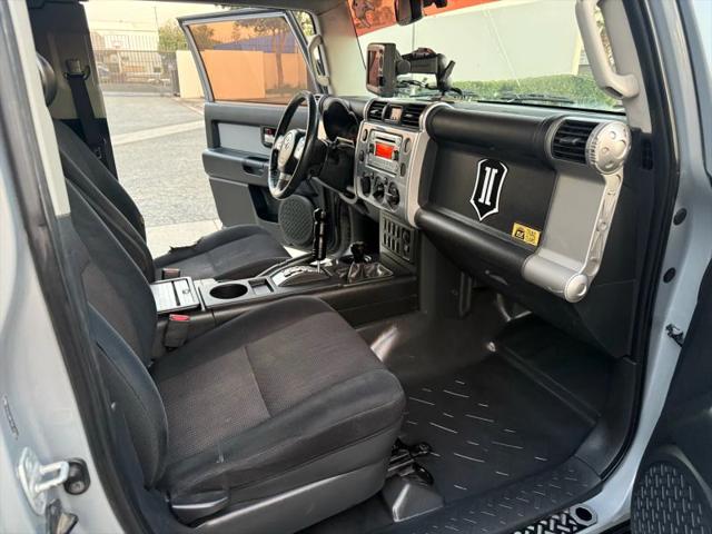 2013 Toyota FJ Cruiser Base