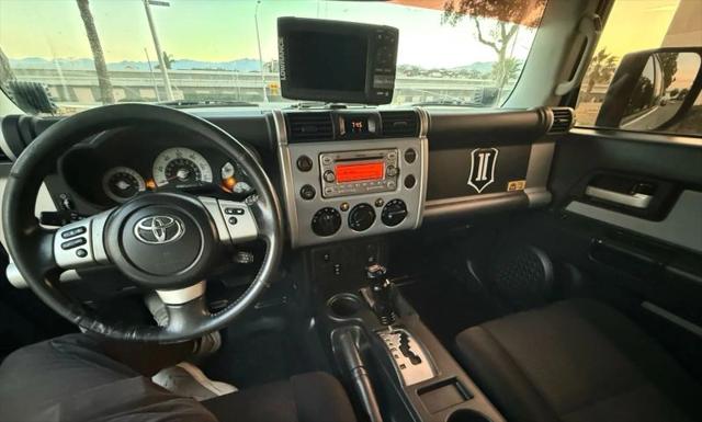 2013 Toyota FJ Cruiser Base