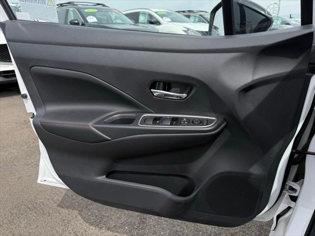 2025 Nissan Versa 1.6 SR