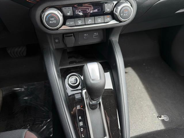 2025 Nissan Versa 1.6 SR