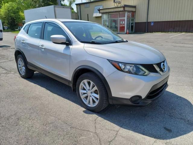 2017 Nissan Rogue Sport S