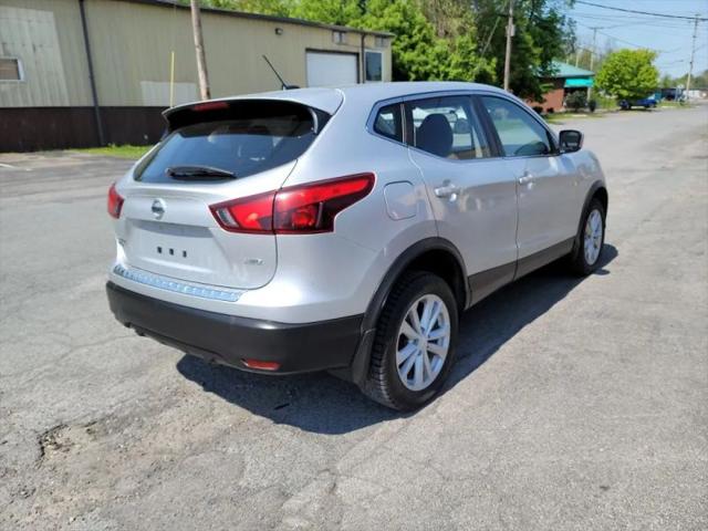 2017 Nissan Rogue Sport S