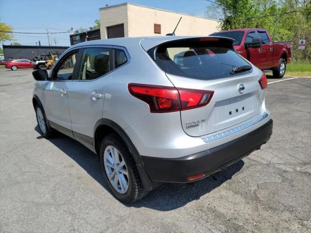 2017 Nissan Rogue Sport S