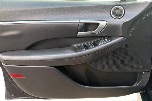 2023 Hyundai Sonata Hybrid Blue