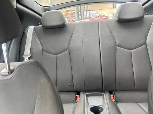 2016 Hyundai Veloster Base