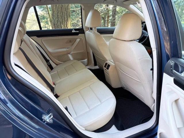 2013 Volkswagen Jetta SportWagen 2.0L TDI
