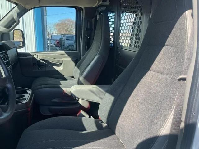 2019 GMC Savana 2500 Work Van