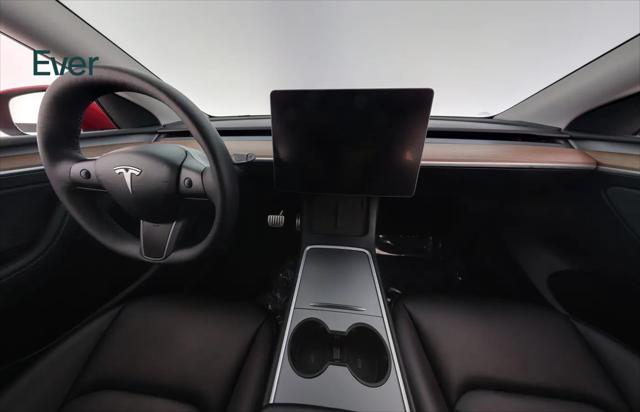 2024 Tesla Model Y Performance Dual Motor All-Wheel Drive