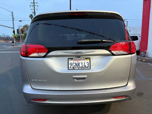 2021 Chrysler Voyager LXI