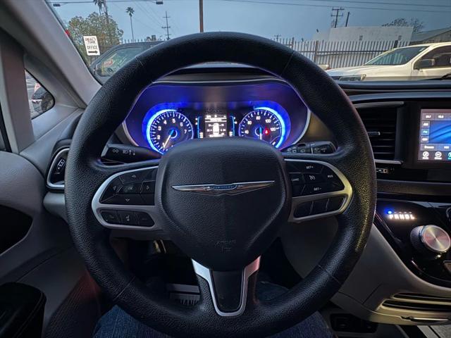 2021 Chrysler Voyager LXI