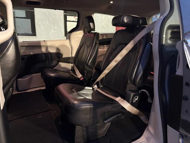 2021 Chrysler Voyager LXI