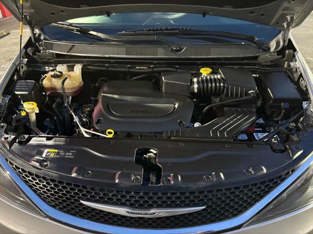 2021 Chrysler Voyager LXI