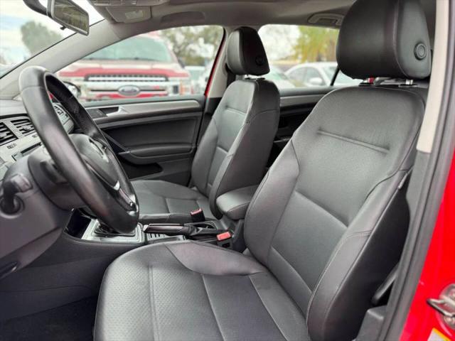 2015 Volkswagen Golf TSI S 4-Door