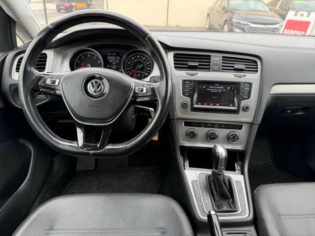 2015 Volkswagen Golf TSI S 4-Door
