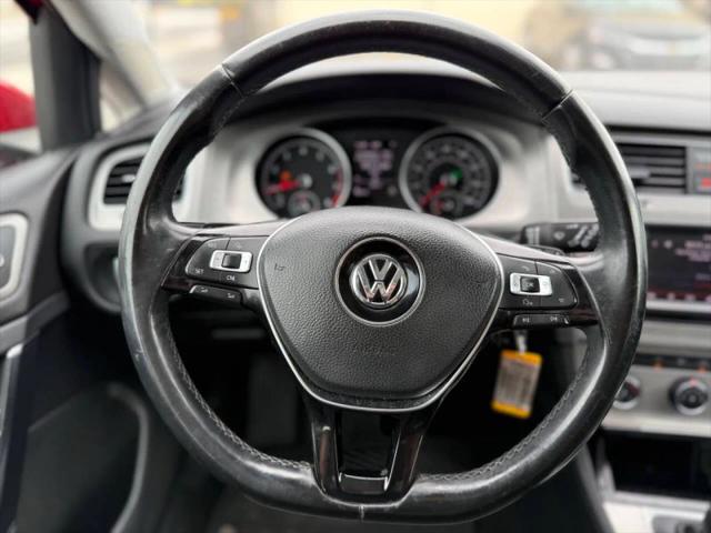 2015 Volkswagen Golf TSI S 4-Door