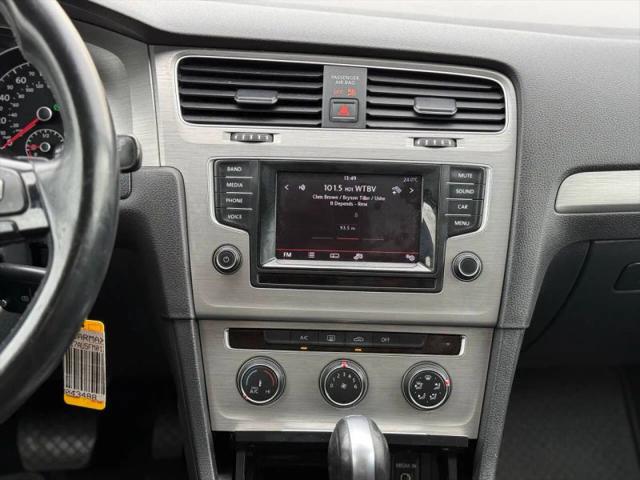 2015 Volkswagen Golf TSI S 4-Door