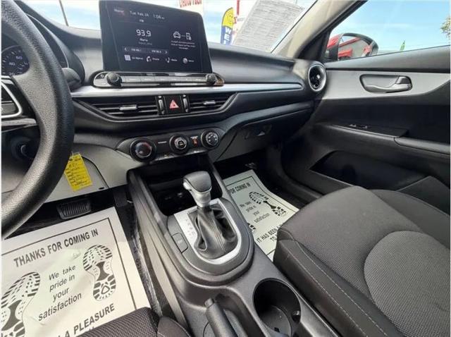 2024 Kia Forte LXS
