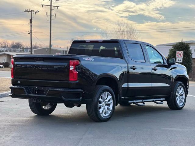 2021 Chevrolet Silverado 1500 4WD Crew Cab Short Bed Custom