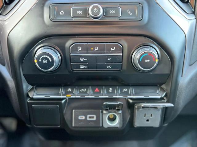 2021 Chevrolet Silverado 1500 4WD Crew Cab Short Bed Custom