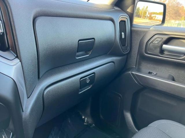 2021 Chevrolet Silverado 1500 4WD Crew Cab Short Bed Custom