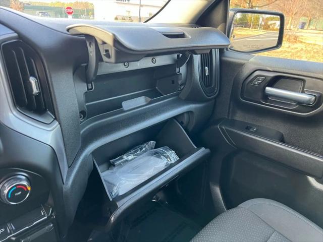 2021 Chevrolet Silverado 1500 4WD Crew Cab Short Bed Custom