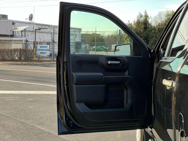 2021 Chevrolet Silverado 1500 4WD Crew Cab Short Bed Custom