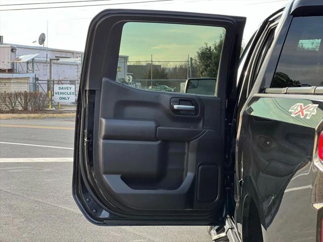 2021 Chevrolet Silverado 1500 4WD Crew Cab Short Bed Custom