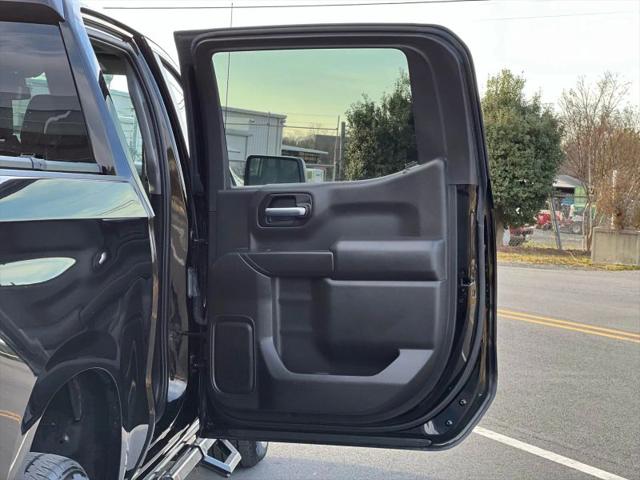 2021 Chevrolet Silverado 1500 4WD Crew Cab Short Bed Custom