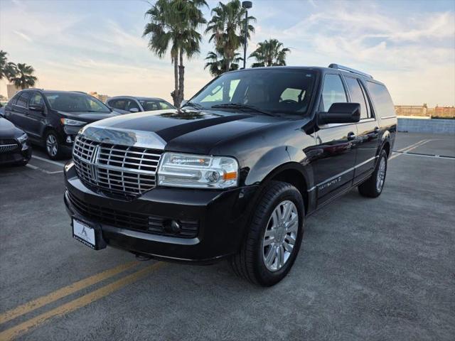 2012 Lincoln Navigator L Base