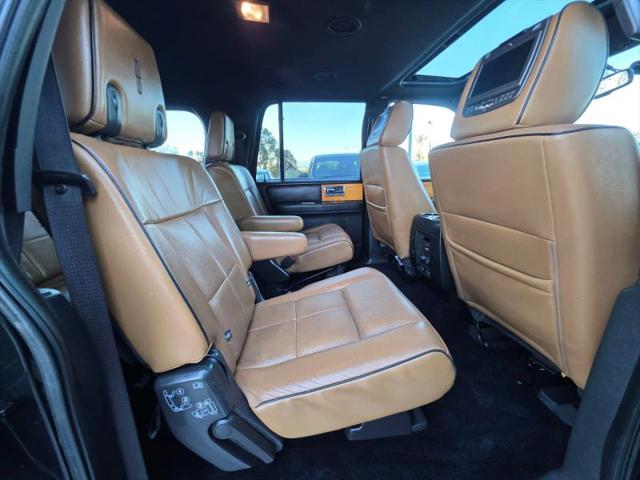 2012 Lincoln Navigator L Base