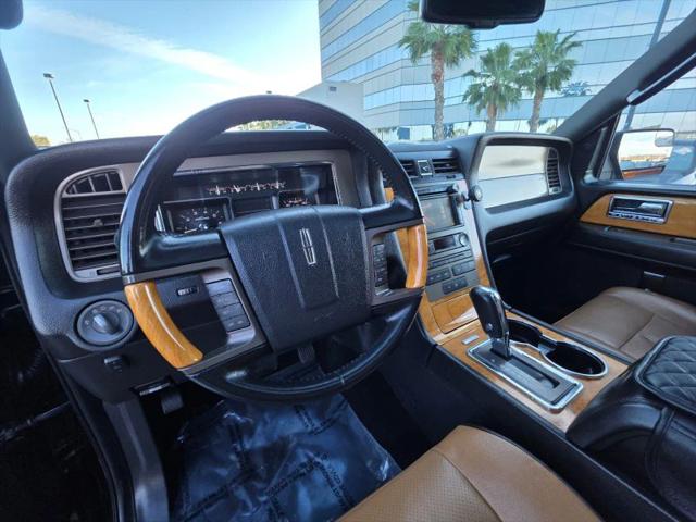 2012 Lincoln Navigator L Base