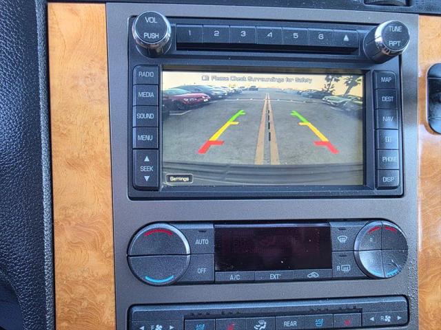 2012 Lincoln Navigator L Base