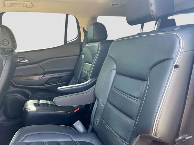 2023 GMC Acadia FWD Denali