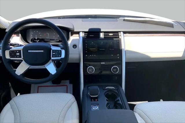 2026 Land Rover Discovery S