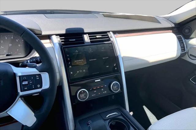 2026 Land Rover Discovery S