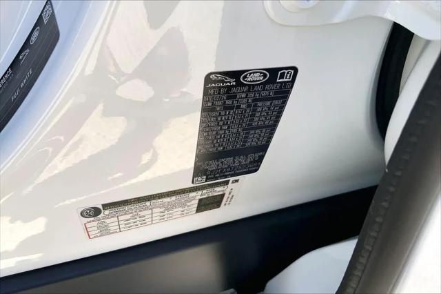 2026 Land Rover Discovery S