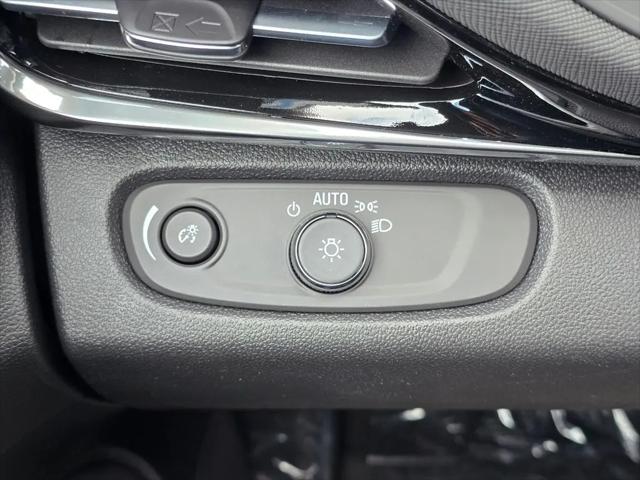2026 Buick NV Sport Touring FWD